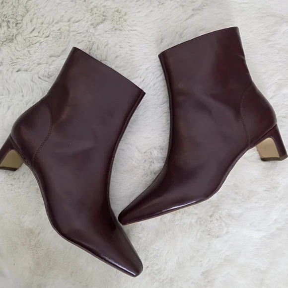 NEW J. Crew Snip Toe Rich Brown Red Ankle Booties 8 - Picture 2 of 11